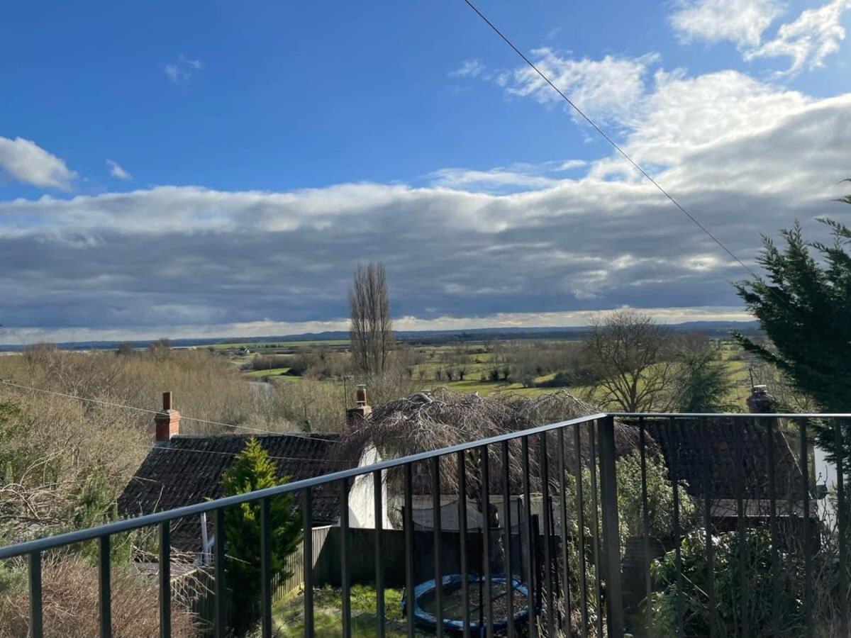 Villa Stunning Hillside House Langport Esterno foto